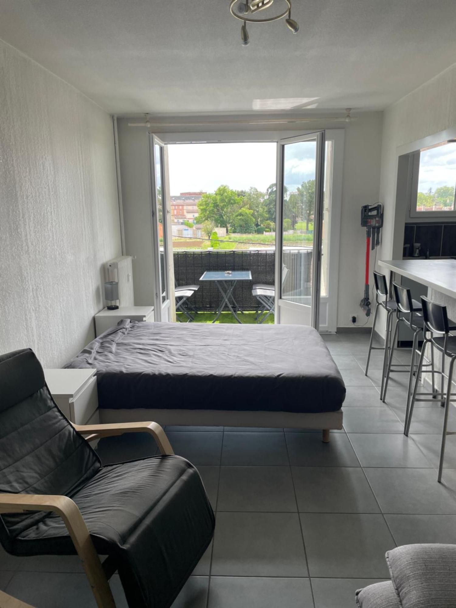 Appartement T2 Balcon Parking Climatise à Albi Extérieur photo